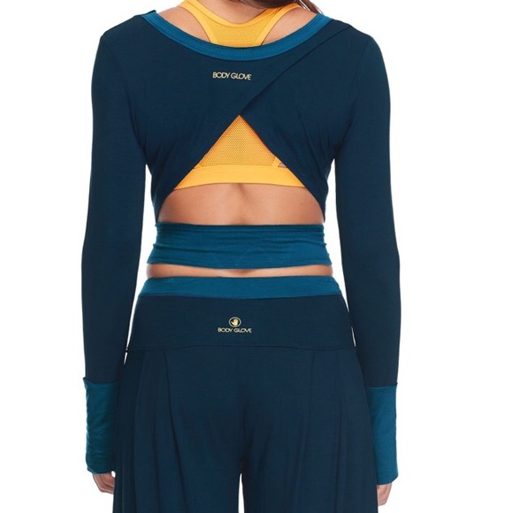 Body Glove Long Sleeve Crop Top - Picture 2 of 8